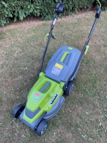 Central Park CPE1638/EL 1600W 38 elektrische grasmaaier beschikbaar voor biedingen