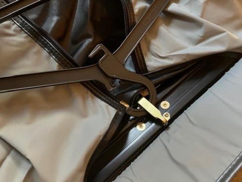 samsonite kledingreisdraagtas, Handtassen en Accessoires, Koffers, Zo goed als nieuw, Zacht kunststof, 50 tot 60 cm, 55 cm of meer