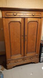 oude kast,, Antiek en Kunst, Antiek | Meubels | Kasten, Ophalen of Verzenden