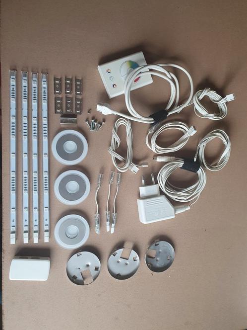 Kit LED RGB IKEA complet – barres + spots + contrôleur, Diversen, Overige Diversen, Gebruikt, Ophalen of Verzenden