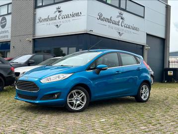 Ford Fiesta 1.0 benz / 2013/ FACELIFT /AIRCO/ 140DKM / PDC /