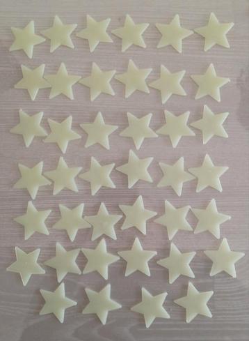 Glow in the dark sterretjes beschikbaar voor biedingen