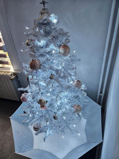 Kerstboom met sneeuwval, Diversen, Kerst, Zo goed als nieuw, Ophalen of Verzenden