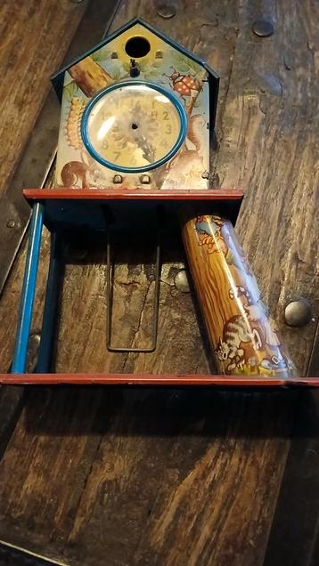 Jouet mécanique.  beschikbaar voor biedingen