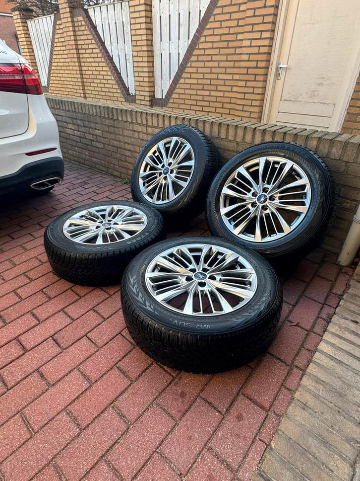 18 inch ORIGINELE velgen FORD KUGA met winterbanden ️, Auto-onderdelen, Overige Auto-onderdelen, Ophalen