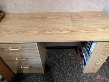 Bureau beschikbaar voor biedingen