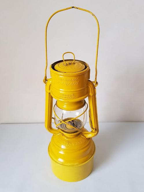 Lampe-tempête Lanterne  Vintage - FEUERHAND Sturmkappe, Antiquités & Art, Antiquités | Éclairage, Enlèvement ou Envoi