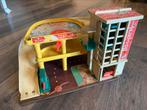 Vintage garage Fisher Price, Kinderen en Baby's, Ophalen of Verzenden, Gebruikt, Auto of Voertuig