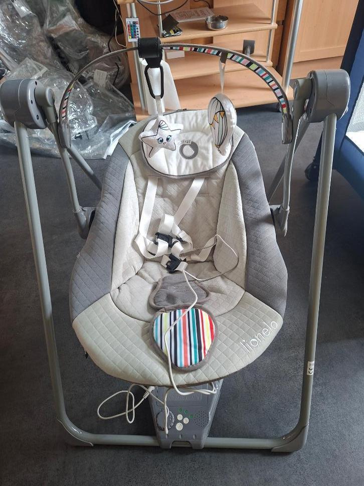 Electrisch wipstoeltje voor baby's van het merk Lionelo Otto, Kinderen en Baby's, Wipstoeltjes, Zo goed als nieuw, Schommelstoel