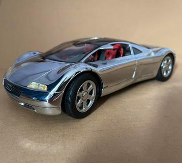 Te koop AUDI AVUS chroom Edition klassieker beschikbaar voor biedingen