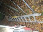 Aluminium ladder 7.5 meter lang, Doe-het-zelf en Bouw, Ladders en Trappen, Ophalen of Verzenden, Zo goed als nieuw, Ladder