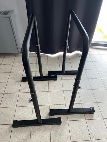 Barres à dips beschikbaar voor biedingen
