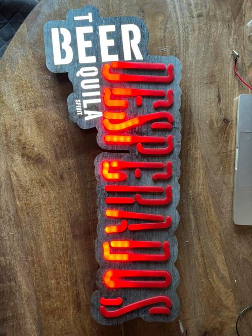 Zeldzame Licht reclame Desperados, Muziek en Instrumenten, Licht en Laser, Gebruikt, Licht, Geluidgestuurd, Kleur, Stroboscoopeffect