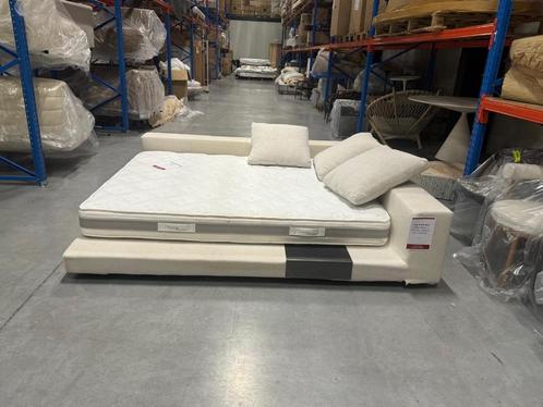 Bed / daybed “ Yvano Redaelli “, Huis en Inrichting, Slaapkamer | Bedden, Gebruikt, Tweepersoons, Overige maten, 220 cm, Stof