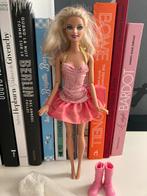 Barbie + pantalon paillettes, bottes, brosse à cheveux, Utilisé
