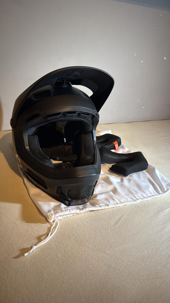 Casque integrale VTT POC, Motos, Vêtements | Casques de moto, Casque intégral, M, Enlèvement