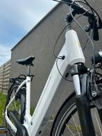 (GARANTIE) Univega e-bike Bosch Topstaat, Fietsen en Brommers, 47 tot 51 cm, Ophalen, Zo goed als nieuw, 50 km per accu of meer