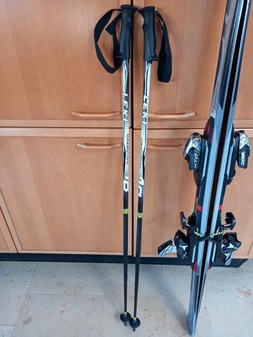 Skis Atomic Vario Scandium 164cm + bâtons 125cm + sac de tra, Sports & Fitness, Ski & Ski de fond, Comme neuf, Bâtons, Atomic