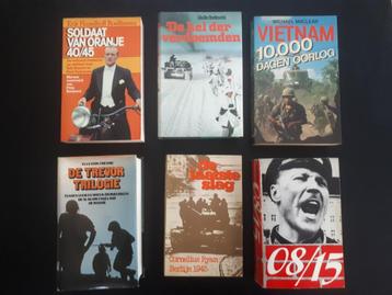 29 oude boeken: thema oorlog (wereldoorlog/vietnam/...)