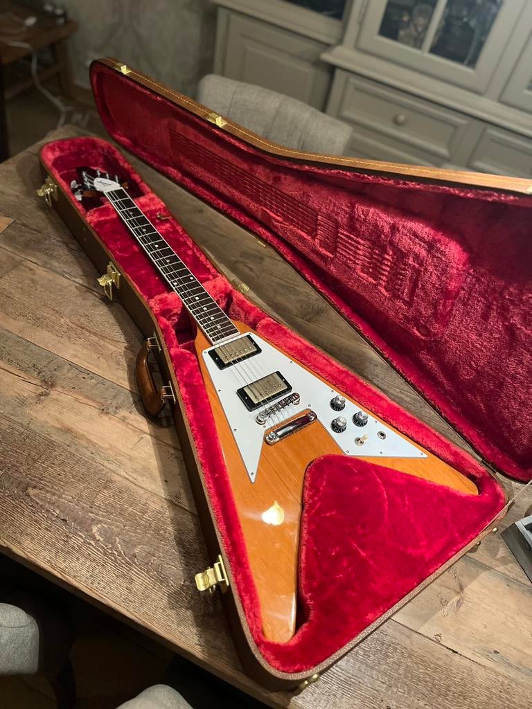 Gibson 70s Flying V Antique Natural, Musique & Instruments, Amplis | Basse & Guitare, Comme neuf, Guitare, Enlèvement
