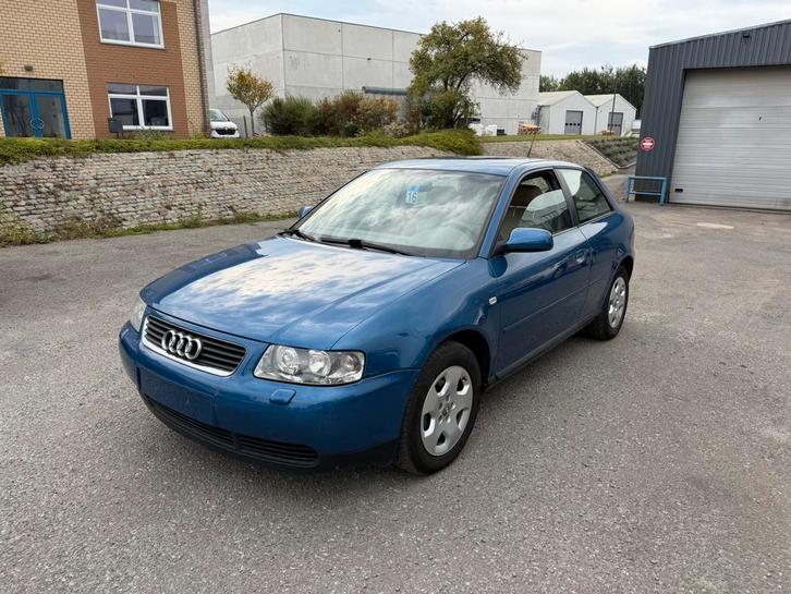 Audi A3 1.6ess airco automaat 2002 173000km controle ok, Auto's, Audi, Bedrijf, A3, ABS, Airbags, Centrale vergrendeling, Elektrische buitenspiegels