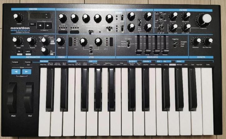 Novation BASS STATION II ETAT NEUF / Als Nieuw, Muziek en Instrumenten, Versterkers | Keyboard, Monitor en PA, Zo goed als nieuw