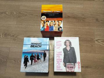 Lot coffret DVD  beschikbaar voor biedingen