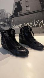 DL Sports, Vêtements | Femmes, Chaussures, Enlèvement ou Envoi