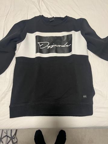 3tshirts + trui dyj code dennis praet beschikbaar voor biedingen