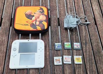 Nintendo 2Ds Met 11 Spelletjes Te Koop  beschikbaar voor biedingen