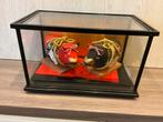 Vintage japan wens ossen in display kast, Antiek en Kunst, Ophalen
