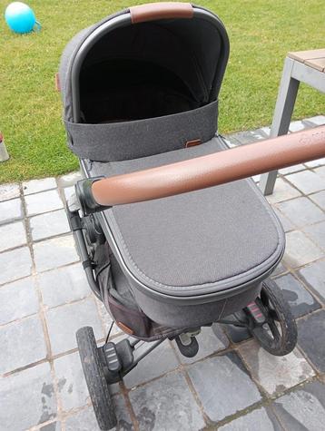 Maxi cosi Nova 4 beschikbaar voor biedingen