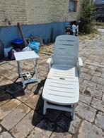 Chaise longue et petite table de jardin., Jardin & Terrasse, Enlèvement, Utilisé