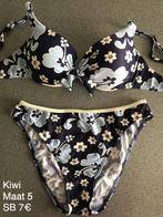 Blauwe bikini met bloemen Kiwi - maat 5, Kleding | Dames, Ophalen of Verzenden