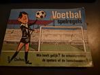 Voetbal spelregels - 1981, Verzamelen, Ophalen of Verzenden, Zo goed als nieuw, Boek of Tijdschrift