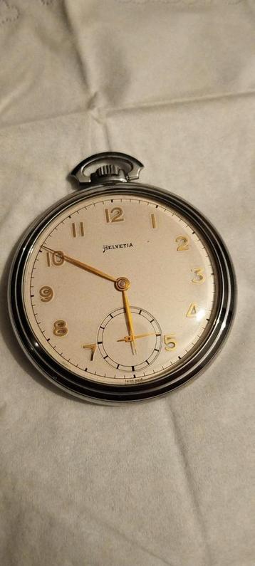 Mooi WW2 helvetia zakhorloge Zwitserse circa 45 beschikbaar voor biedingen