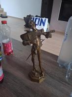 Bronzen beeldjes, Enlèvement