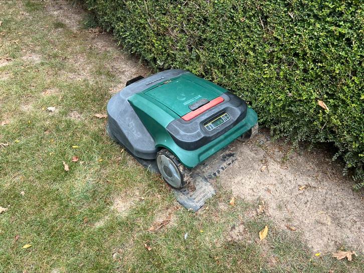 Robomow RS622, Tuin en Terras, Grasmaaiers, Gebruikt, Elektrische grasmaaier, 30 t/m 39 cm, Mulchfunctie, Ophalen
