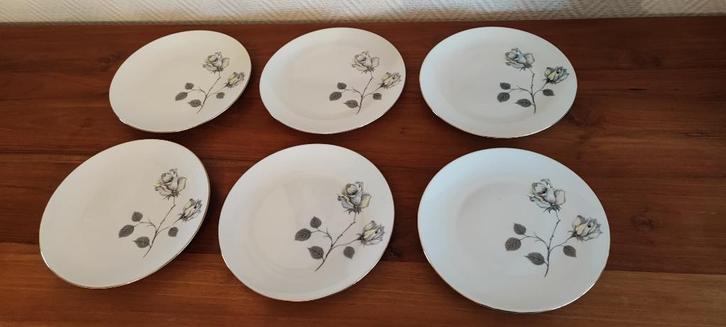 6 dessertborden met Roosjes Bavaria Winterling Markthleuthen, Antiek en Kunst, Antiek | Servies los, Ophalen of Verzenden