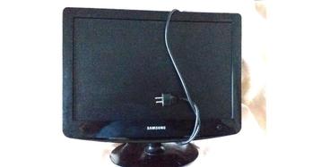Samsung SyncMaster 2032Mw - HDMI - 51 cm 20 inch scherm · beschikbaar voor biedingen