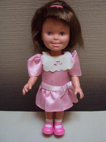 Schattig, leuk popje.  ± 26 cm   NIEUW ! beschikbaar voor biedingen