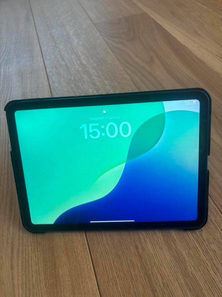 iPad 10ᵉ génération – Bleu clair – Très bon état, Informatique & Logiciels, Apple iPad Tablettes, 64 GB, Bleu, Enlèvement