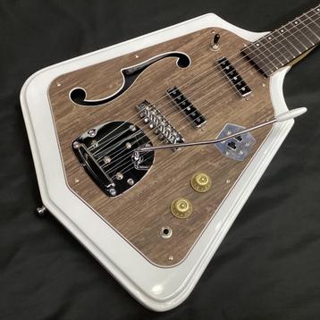 Eastwood CALIFORNIA REBEL/White beschikbaar voor biedingen