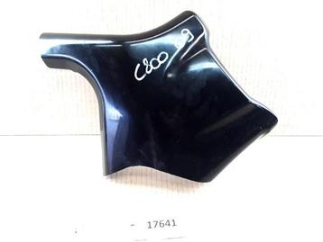 C800 2001 - 2010 Suzuki Cover Cover zijkant frame D1-32117 beschikbaar voor biedingen