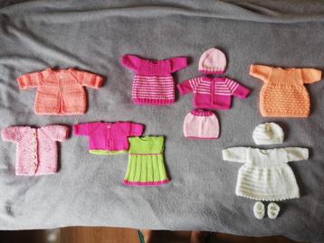 Poppenkleertjes, nieuw in vrolijke kleuren beschikbaar voor biedingen