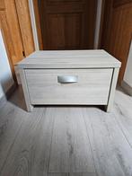 Lit + table de nuit, Enlèvement