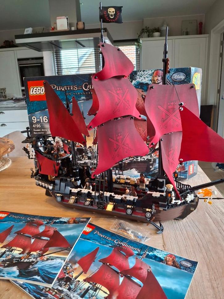 Lego - 4195 - Queen Anne's Revenge, Kinderen en Baby's, Speelgoed | Duplo en Lego, Zo goed als nieuw, Lego, Complete set, Ophalen of Verzenden