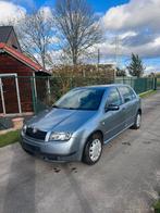 Skoda fabia 1.2 benzine met keuring voor verkoop 1750 euro, Auto's, Voorwielaandrijving, Testrit aan huis, Stof, https://public.car-pass.be/verify/2960-0474-9939