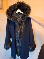 Blauwe pelsmantel (imitatie) Nieuw, Neuf, Taille 46/48 (XL) ou plus grande, Enlèvement ou Envoi, Paprika