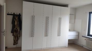 GROTE KAST - perfecte staat! beschikbaar voor biedingen